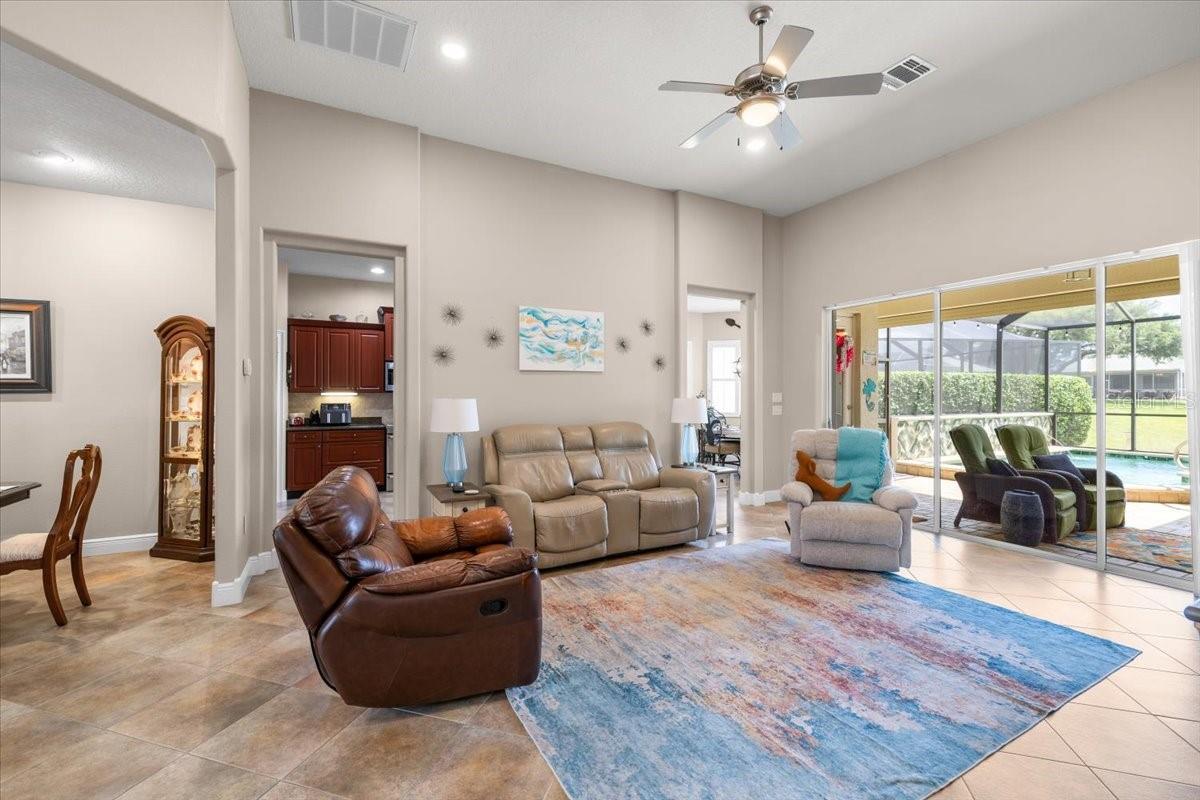 9020 PENELOPE DR