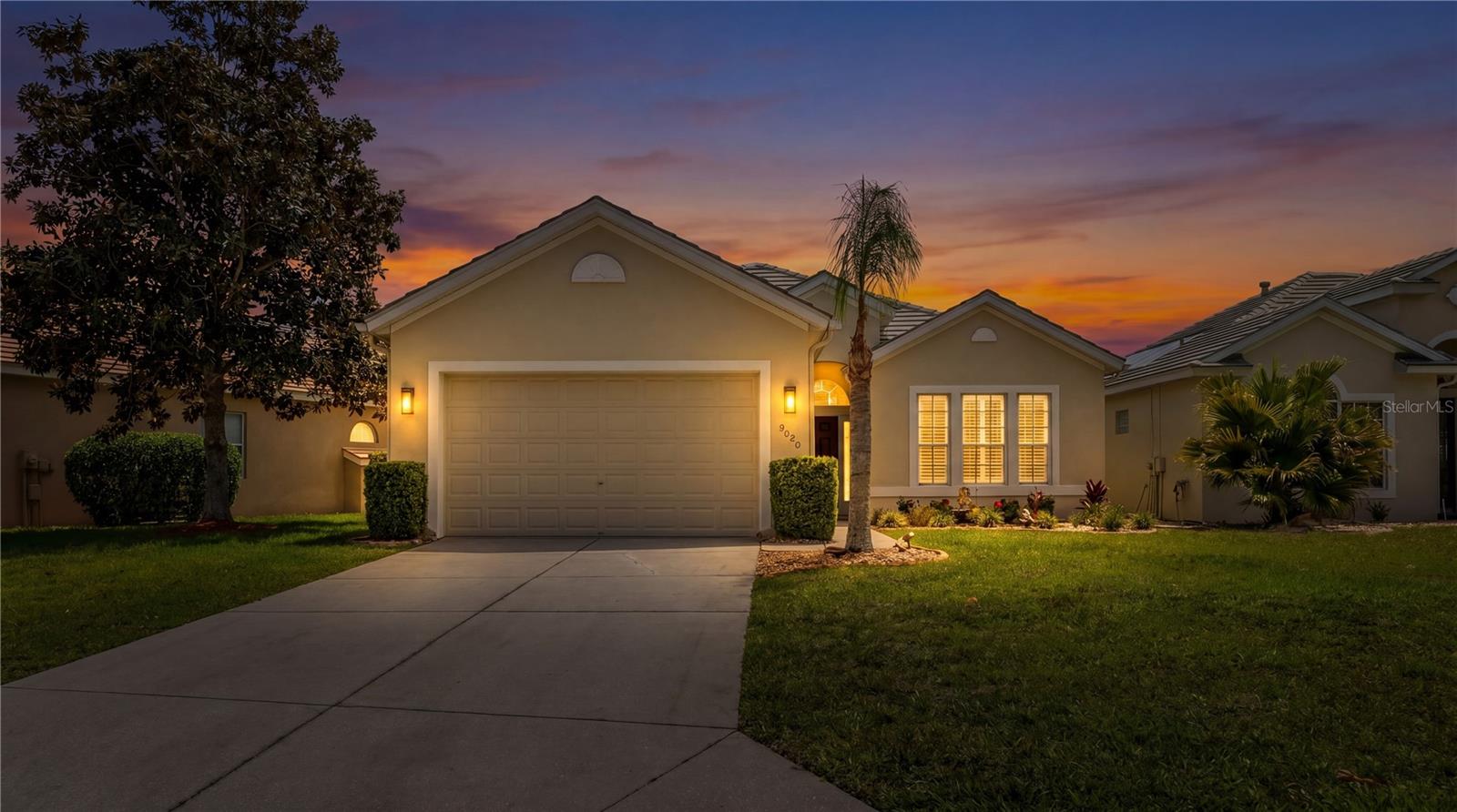 9020 PENELOPE DR
