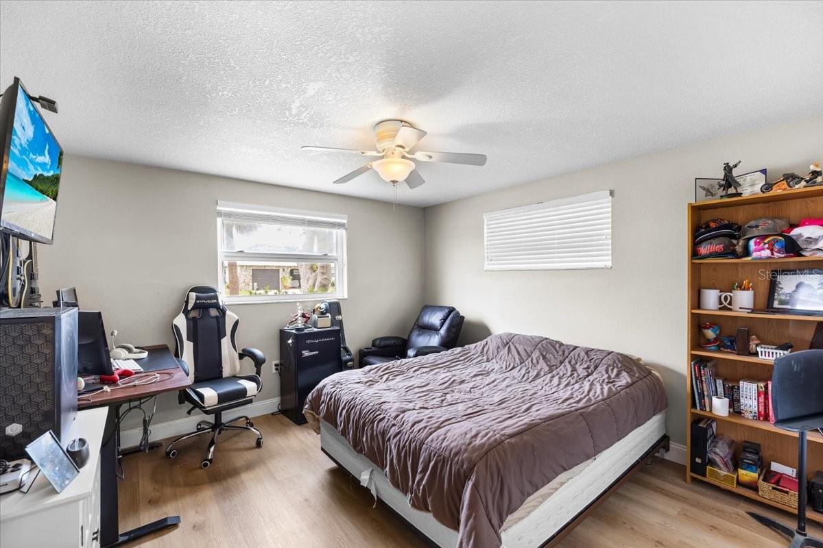 15536 CENTURY DR