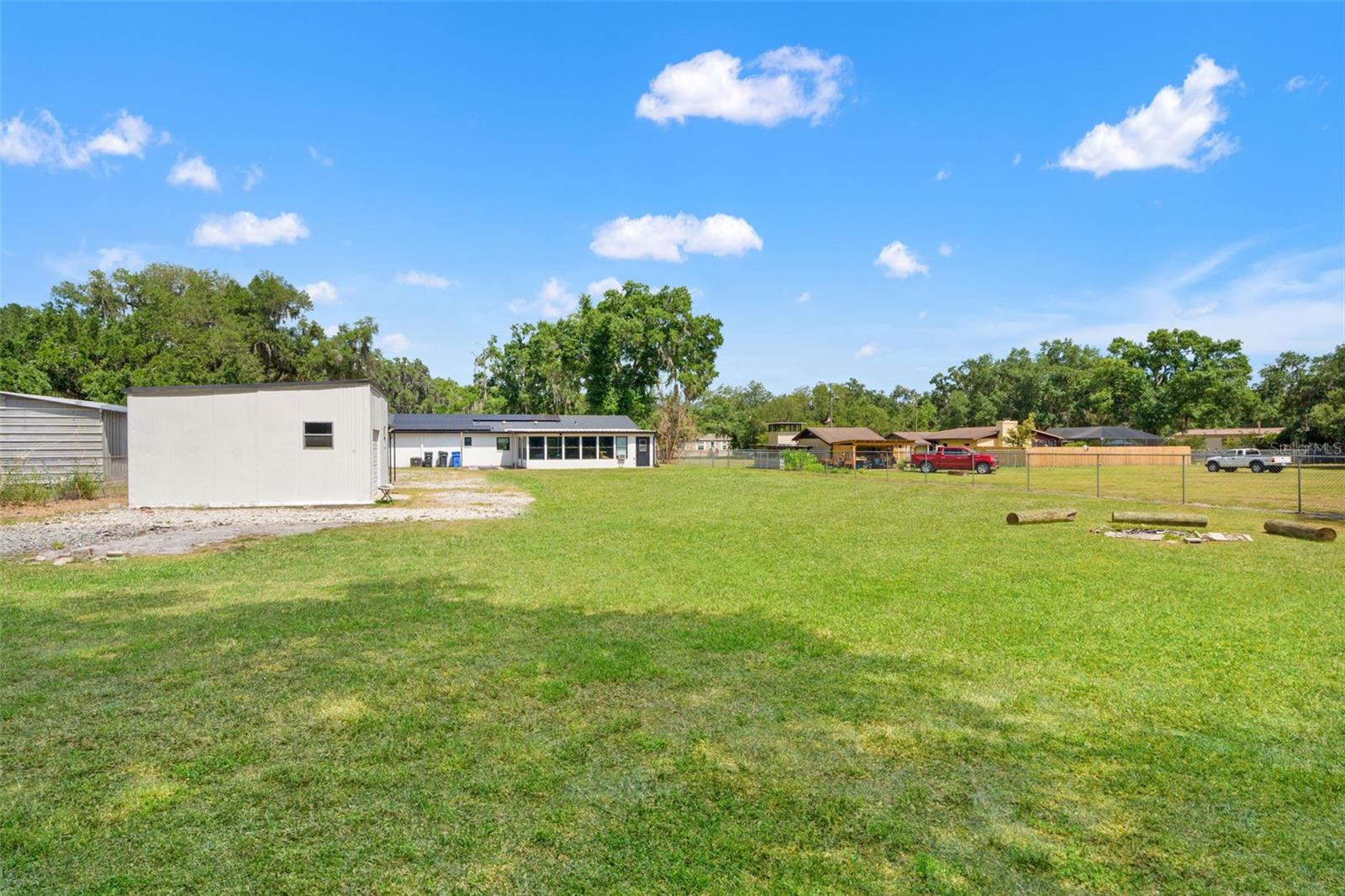 2111 HINSON RD