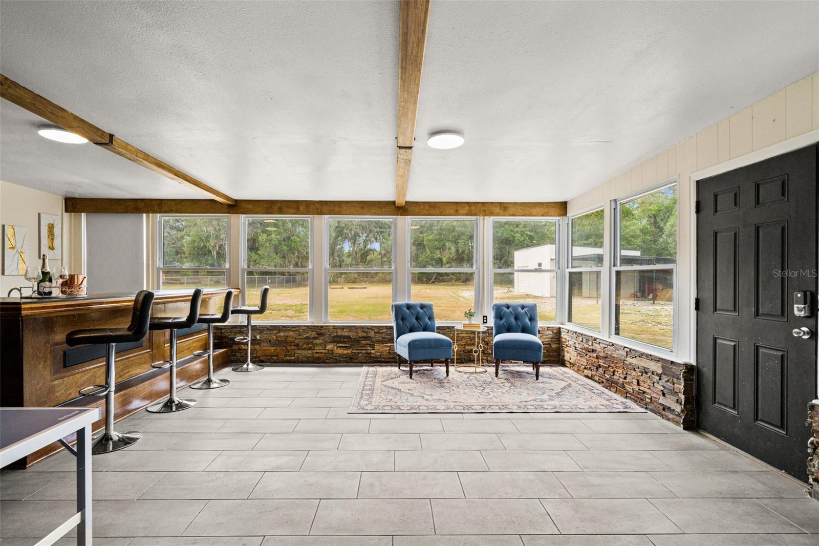 2111 HINSON RD