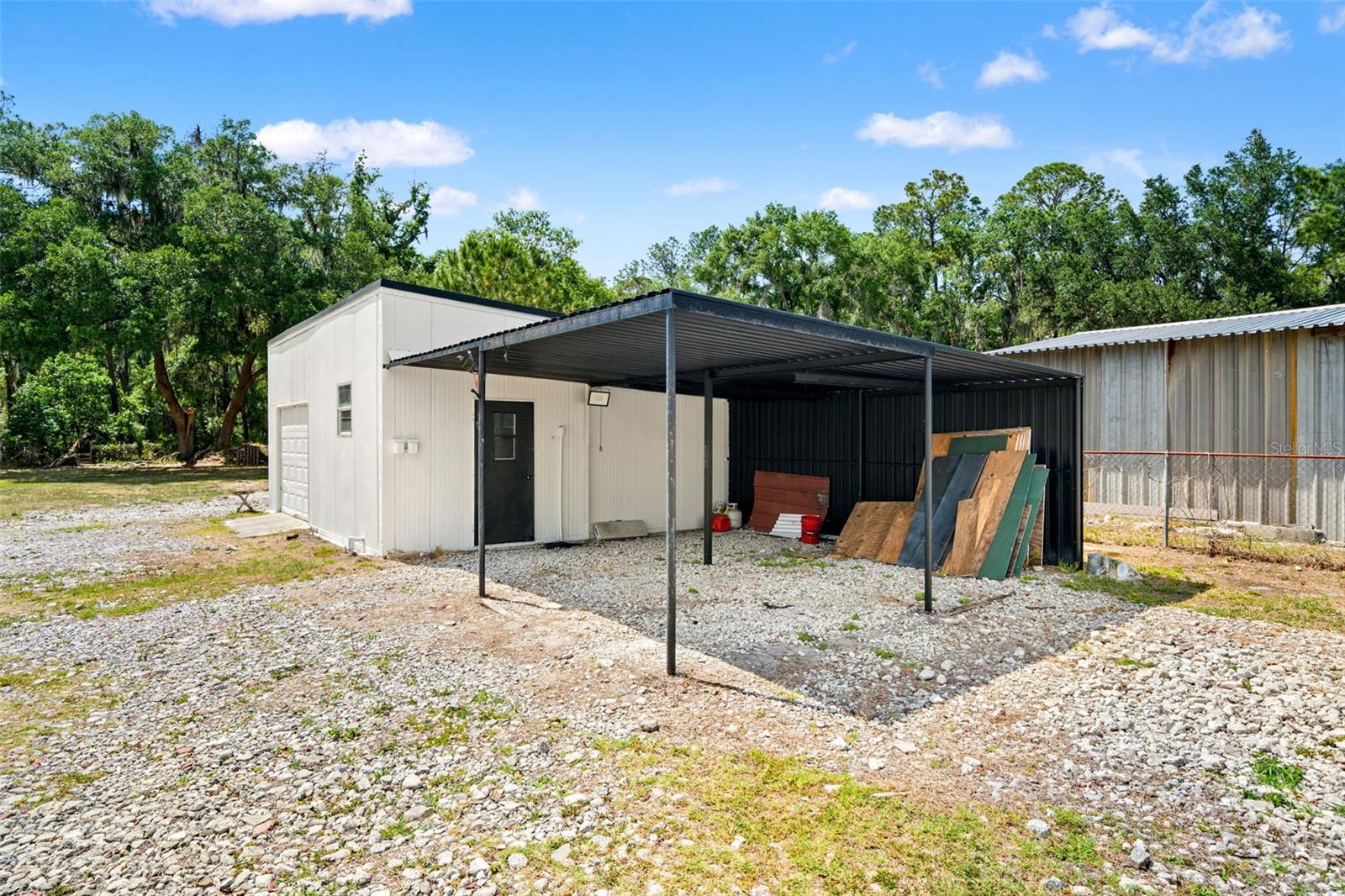 2111 HINSON RD
