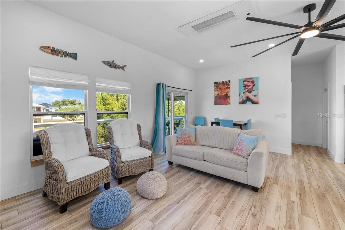 3185 ROSE ARBOR DR