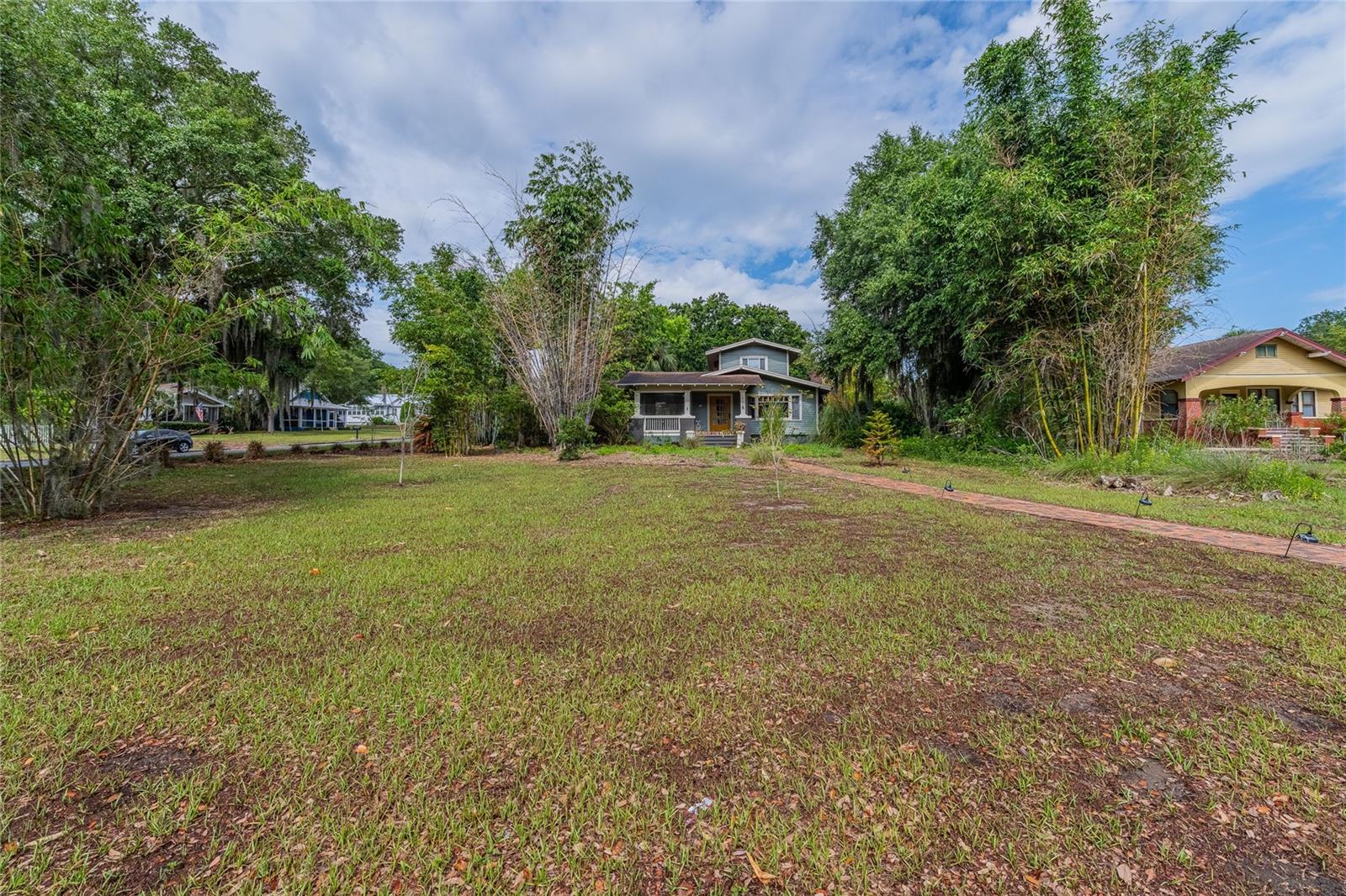 116 S LAKESHORE BLVD