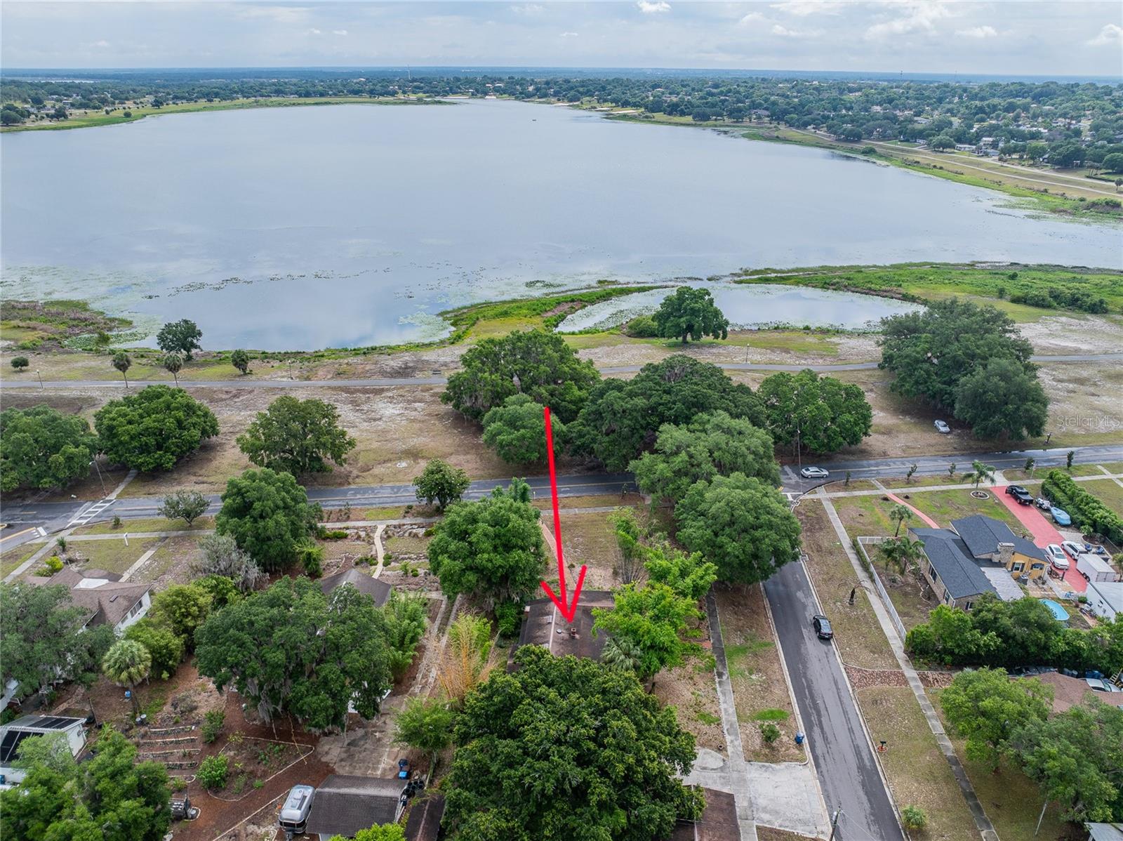 116 S LAKESHORE BLVD