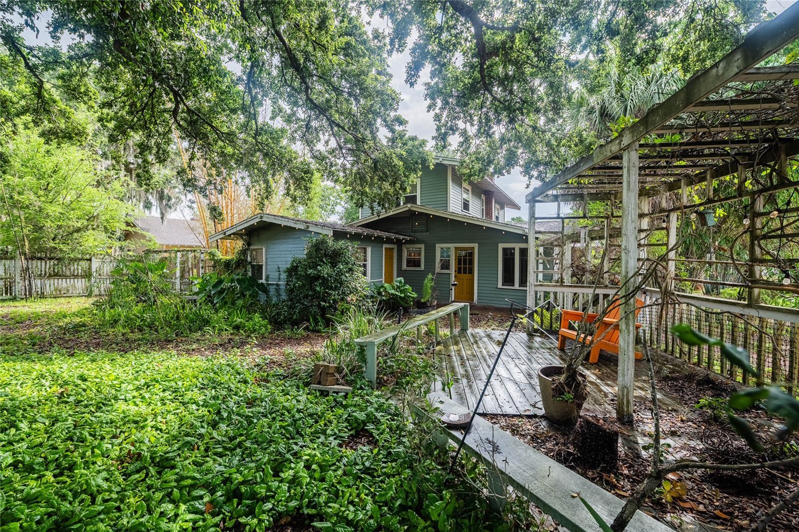 116 S LAKESHORE BLVD
