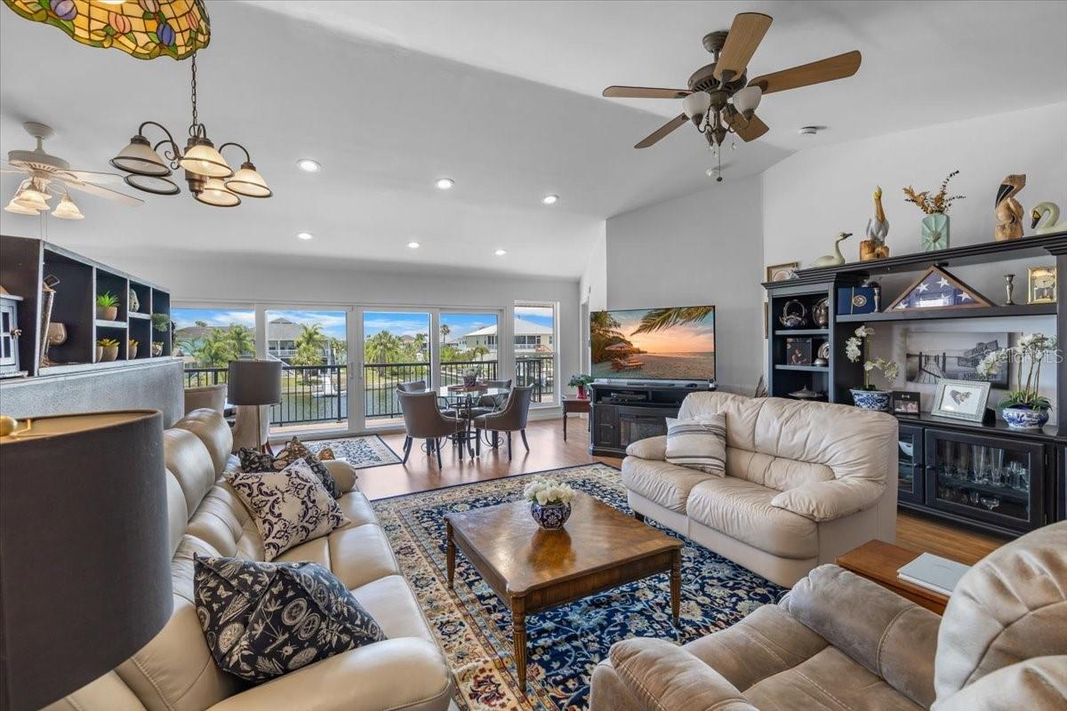4225 CARLOS CT