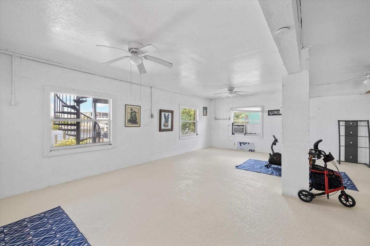 4225 CARLOS CT