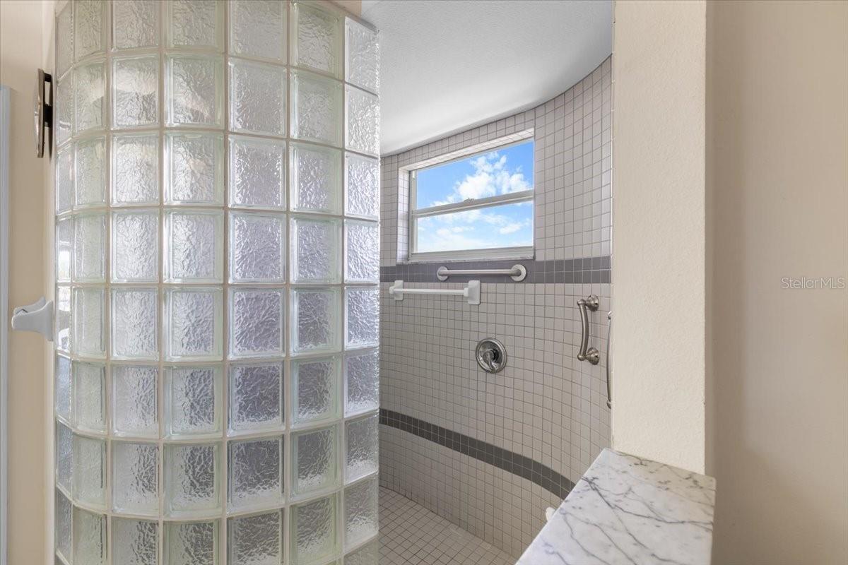 4225 CARLOS CT