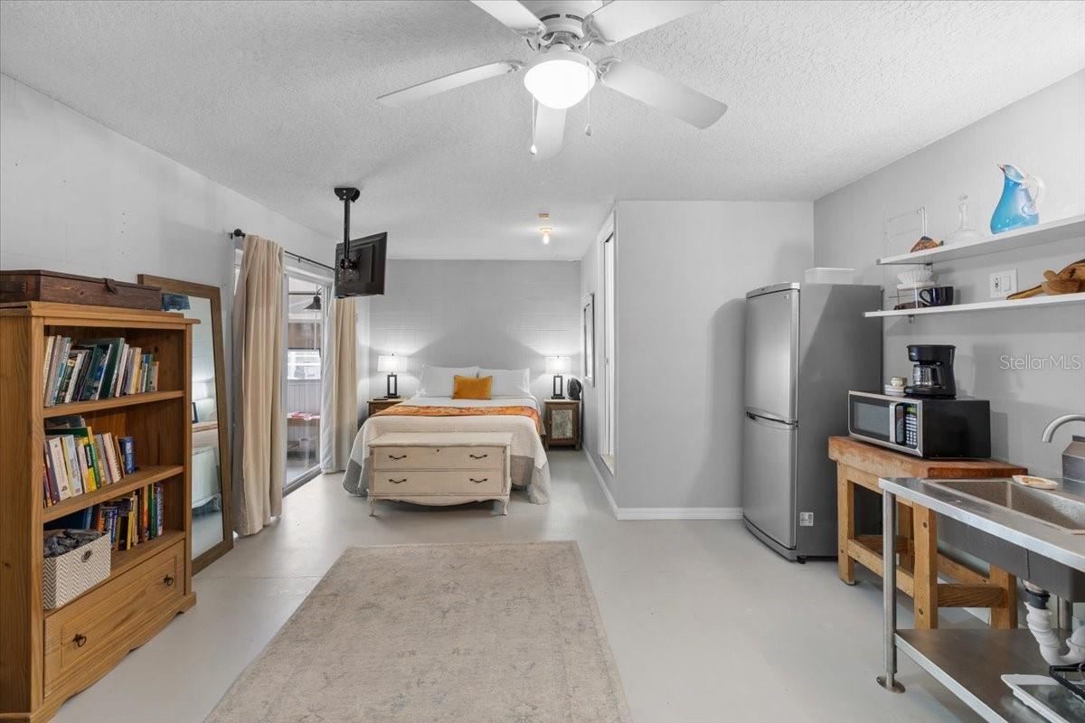 7264 ABERDEEN CT