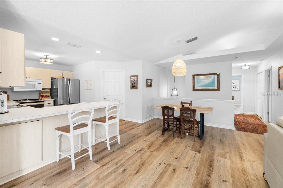 7264 ABERDEEN CT