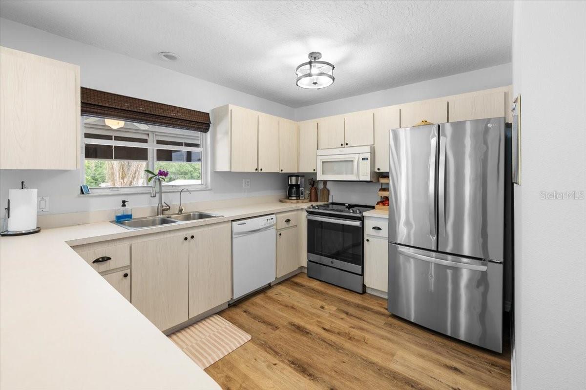 7264 ABERDEEN CT
