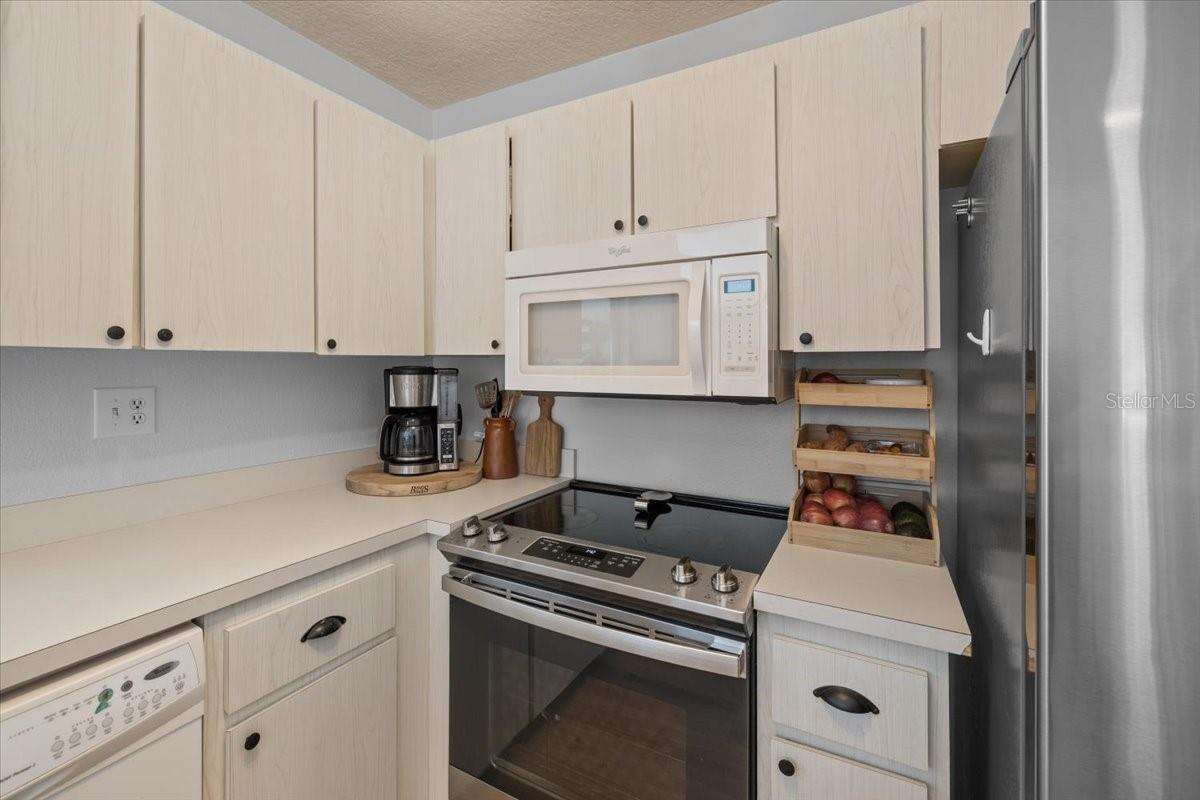 7264 ABERDEEN CT