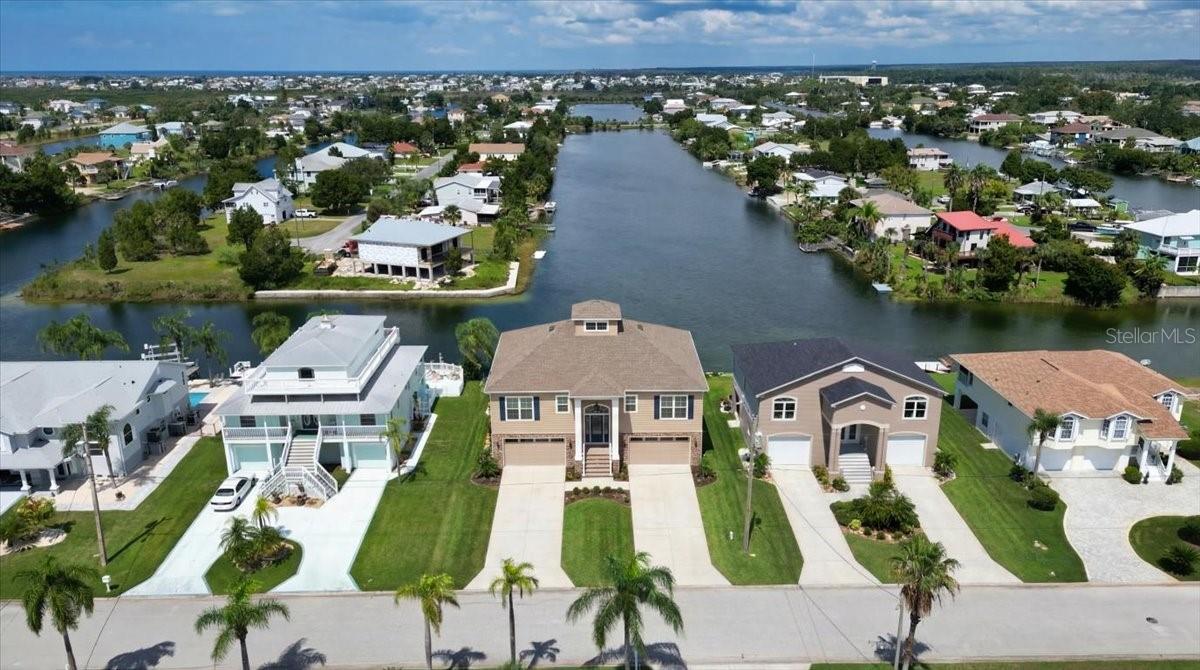 3471 AMBERJACK DR