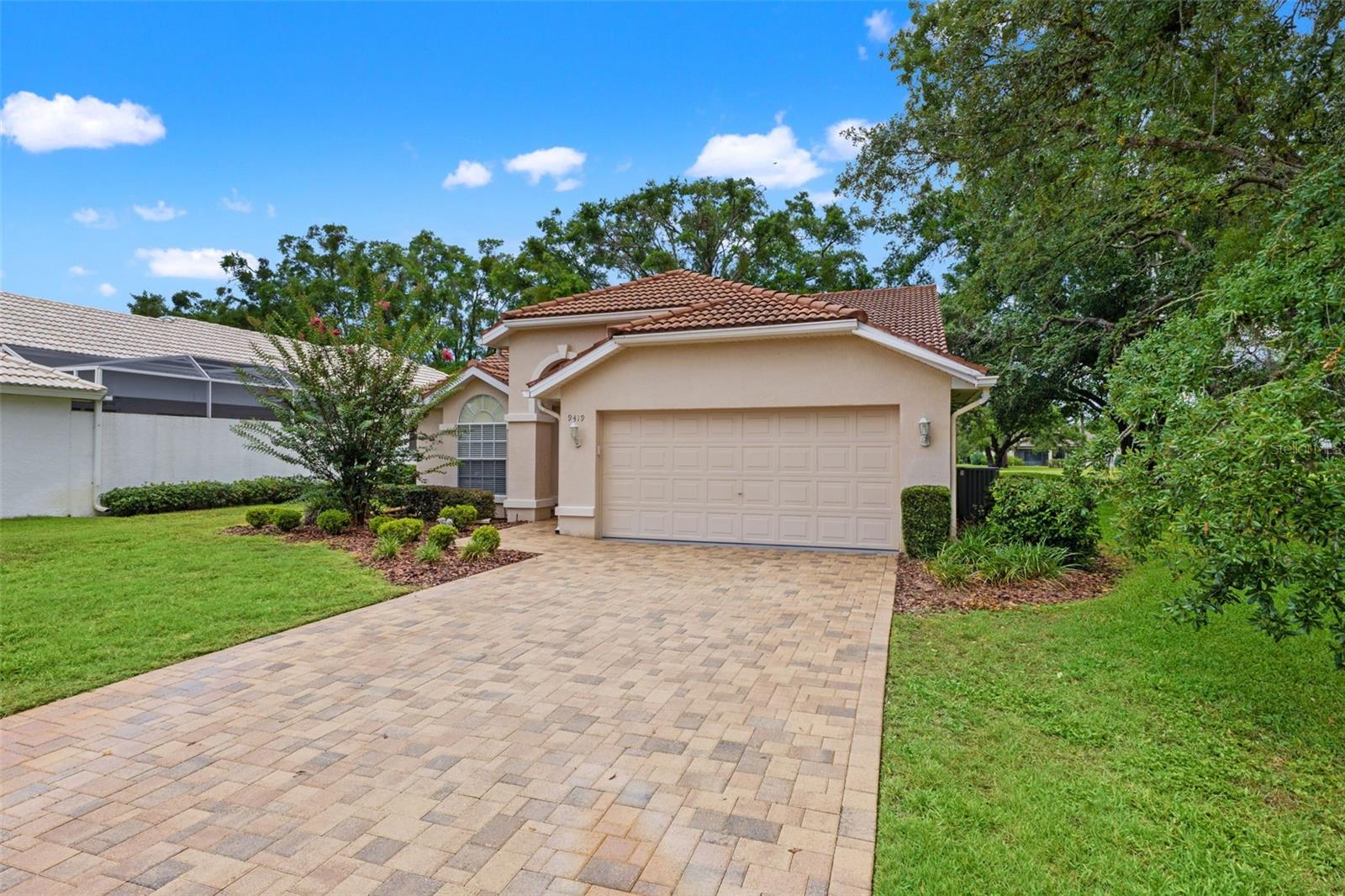 9419 NEW ORLEANS DR