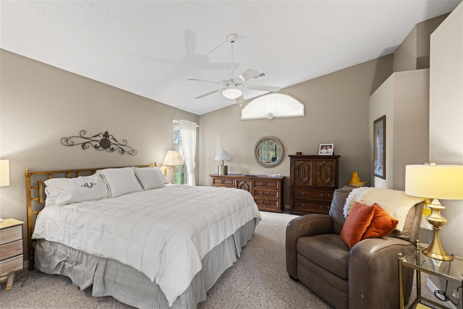 9419 NEW ORLEANS DR