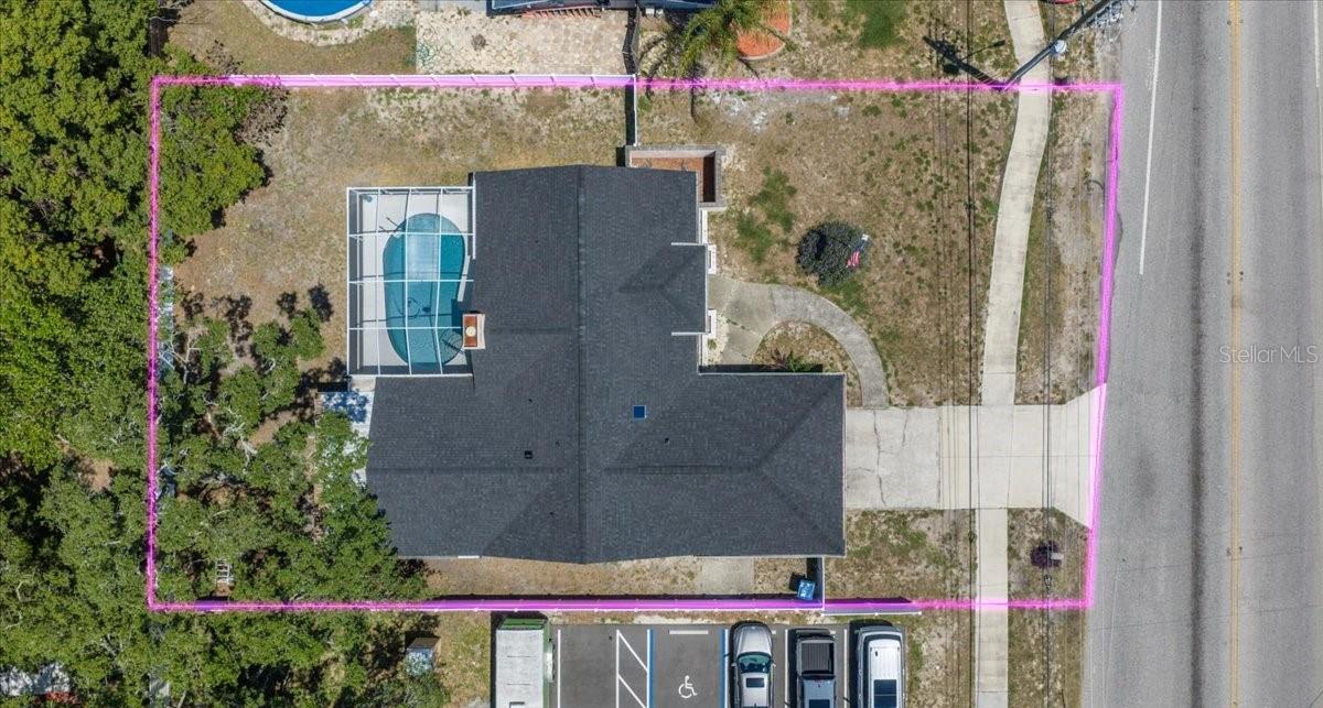 1279 DELTONA BLVD
