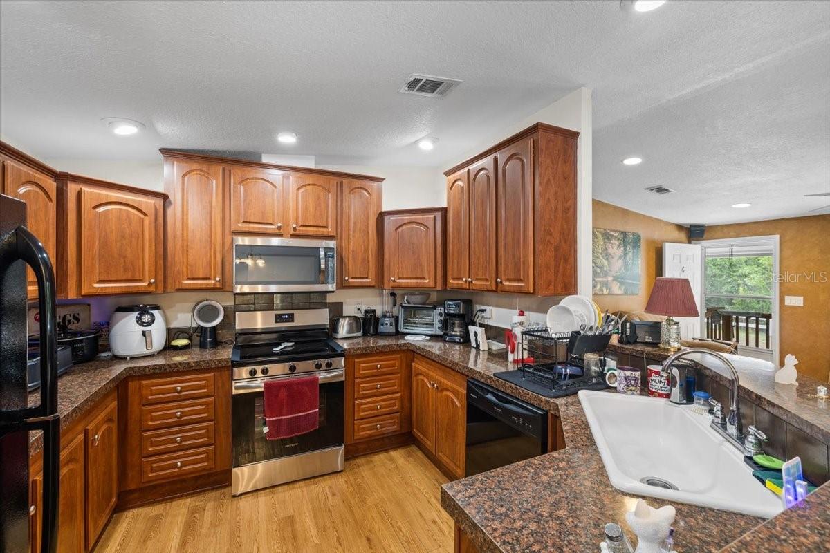 15624 PEACE BLVD