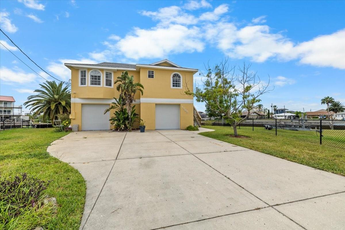 4365 4TH ISLE DR