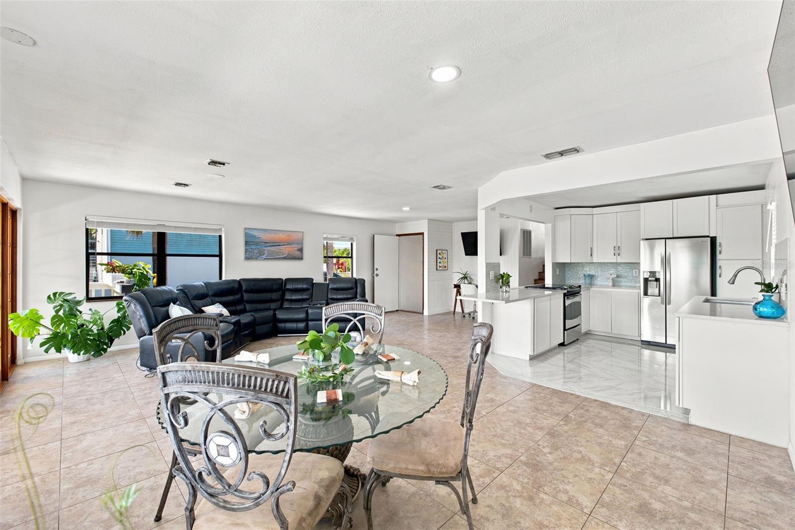 3250 ROSE ARBOR DR