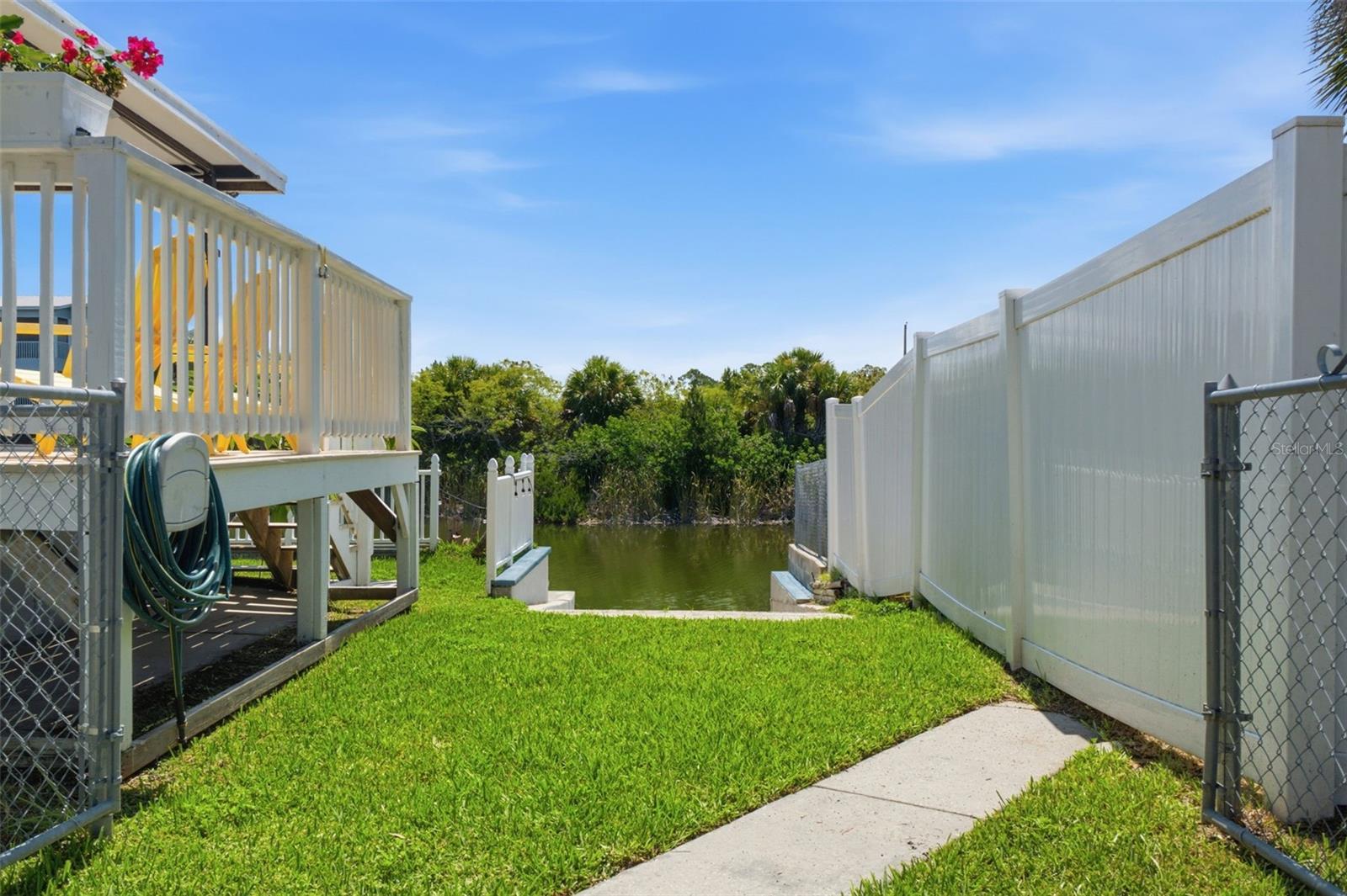 3250 ROSE ARBOR DR
