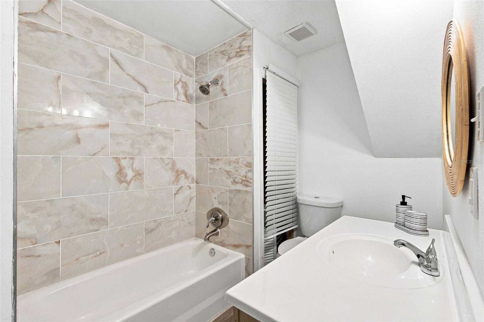 3250 ROSE ARBOR DR