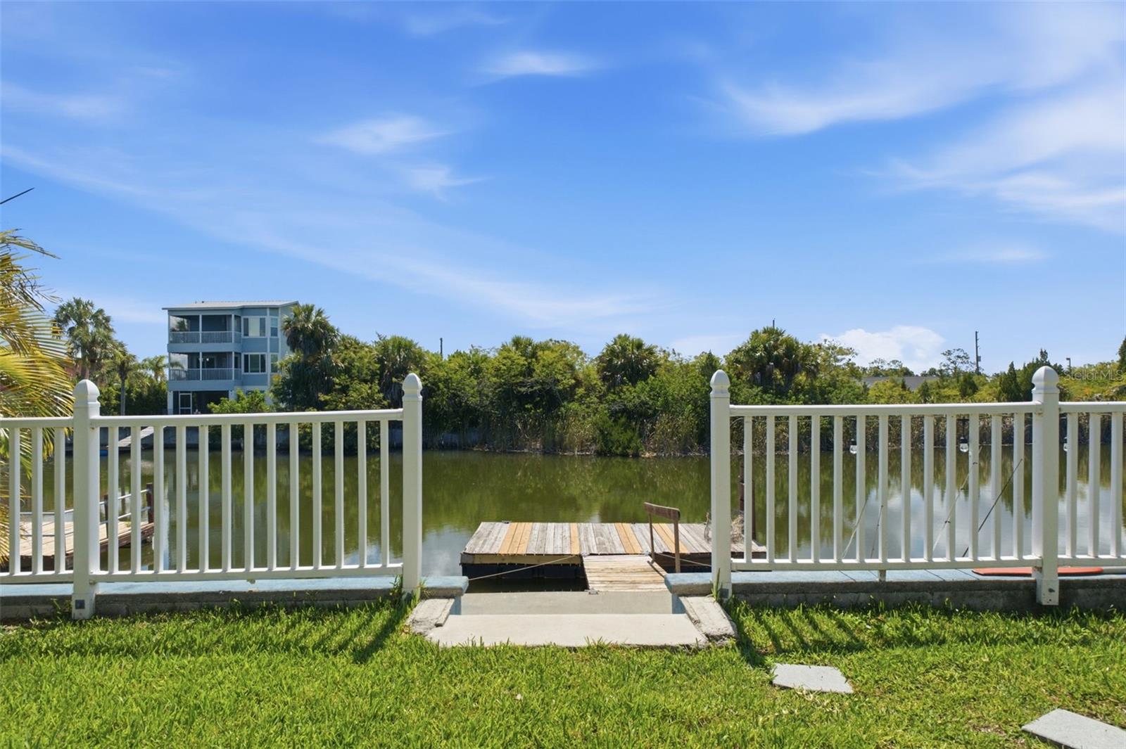 3250 ROSE ARBOR DR