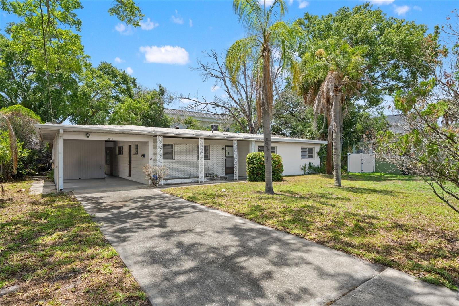4635 W BAY VILLA AVE