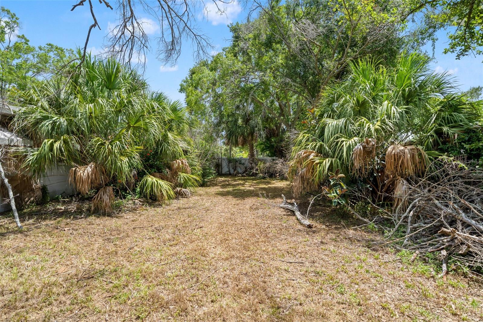 4635 W BAY VILLA AVE
