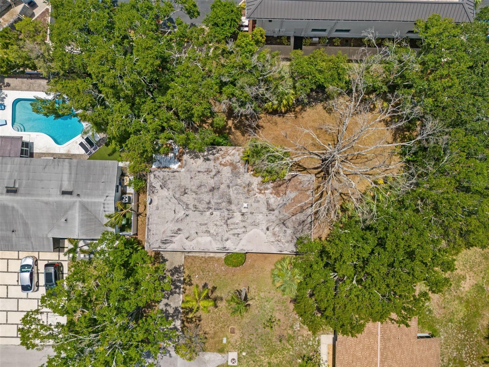 4635 W BAY VILLA AVE