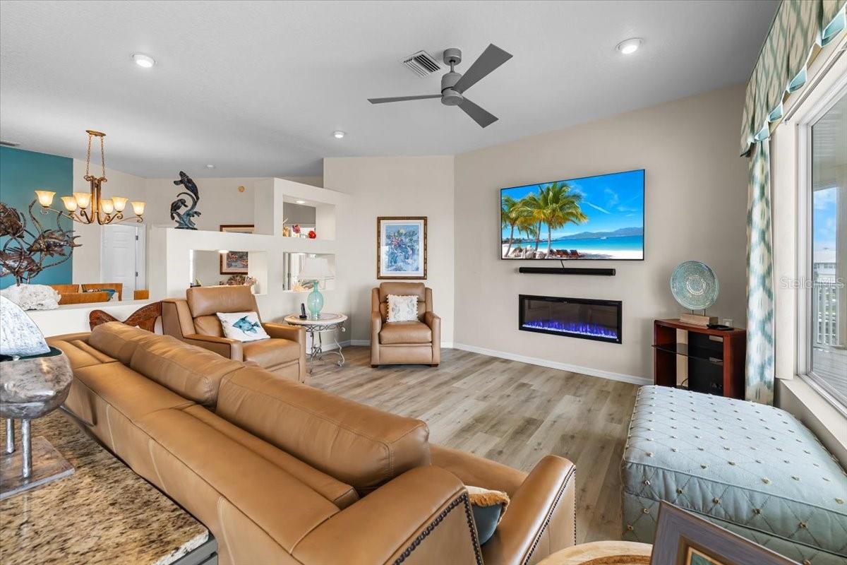 4295 NEWPORT DR