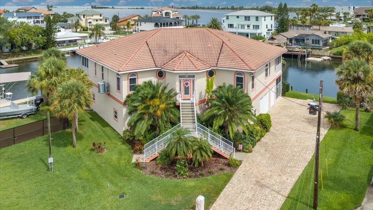 4295 NEWPORT DR
