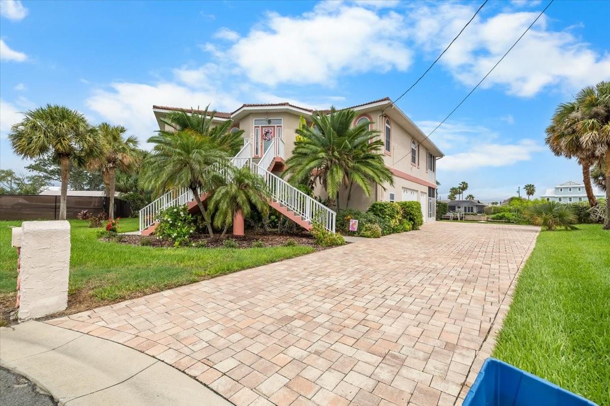 4295 NEWPORT DR