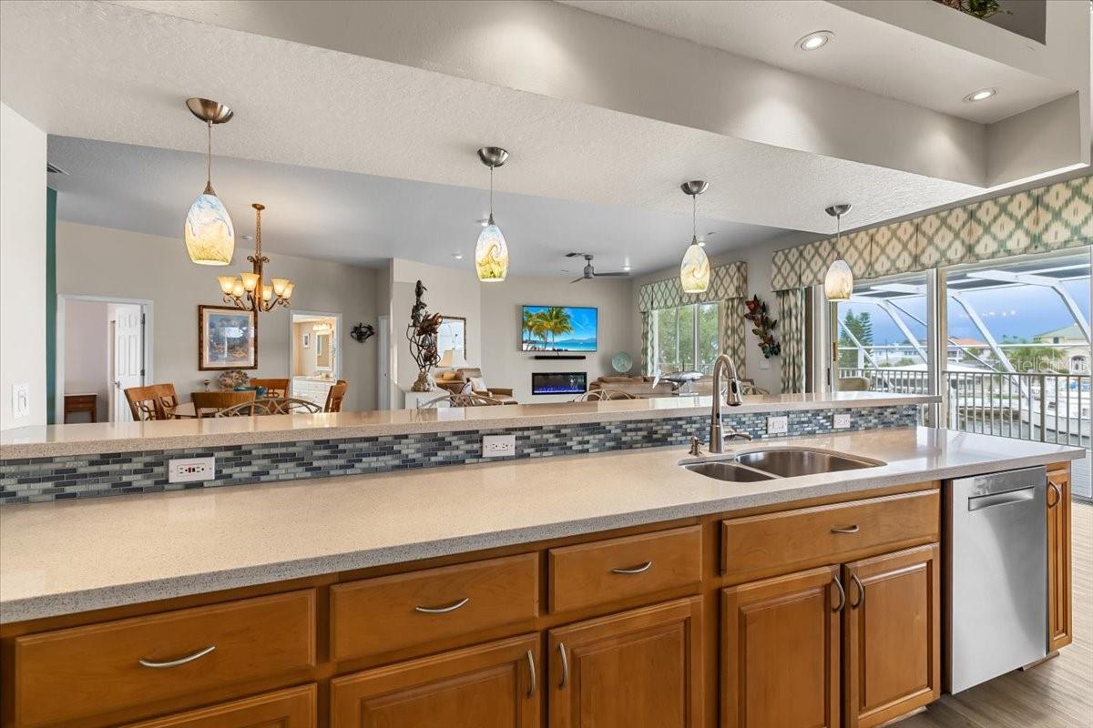 4295 NEWPORT DR