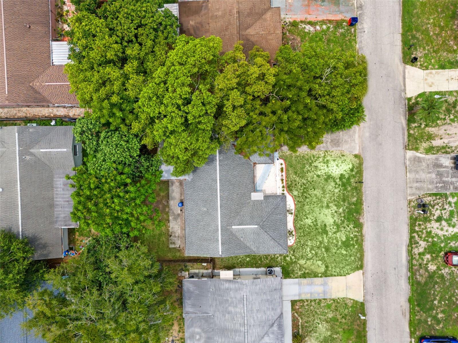 7710 BIRCHWOOD DR