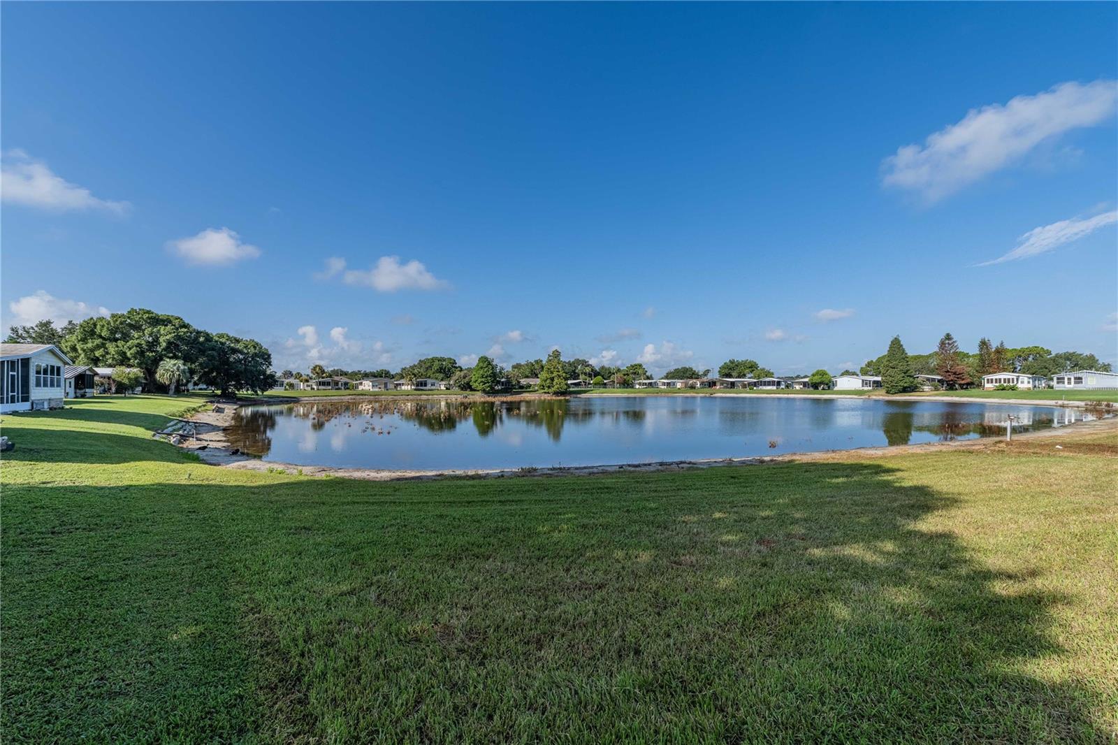 489 VILLAGE CIR SW
