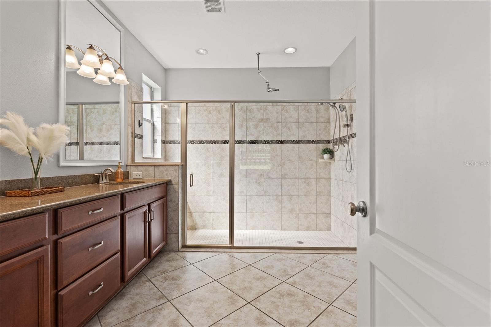 4684 SOUTHERN VALLEY LOOP