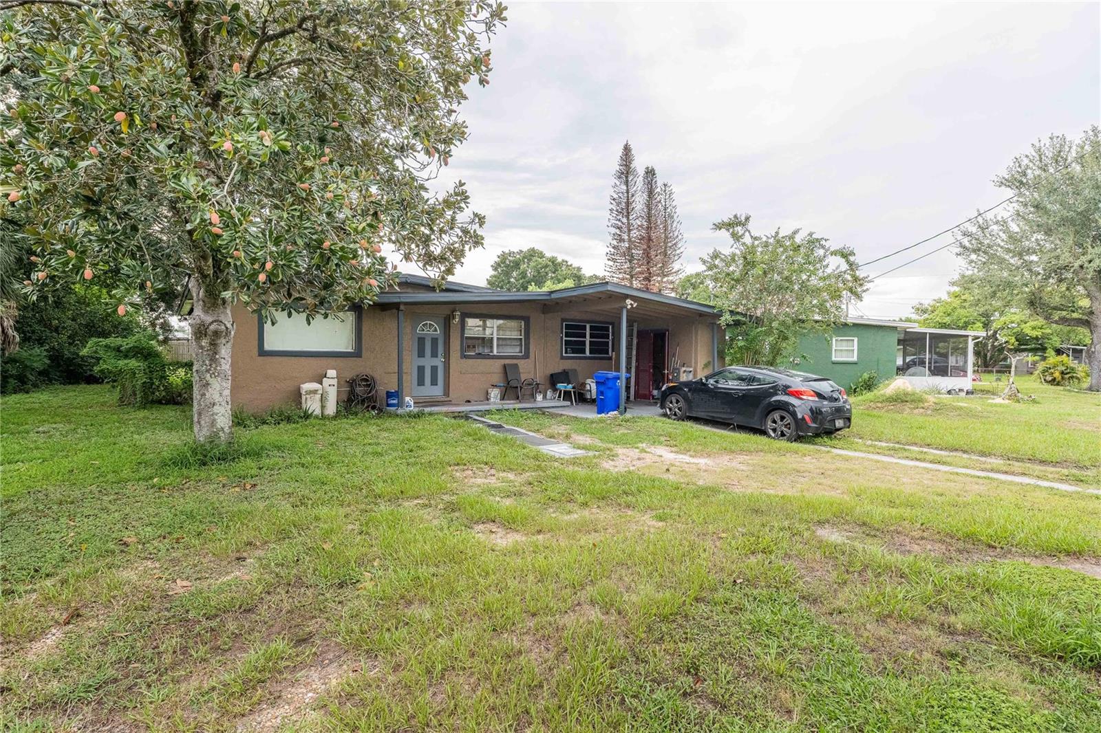 2021 S CRYSTAL LAKE DR