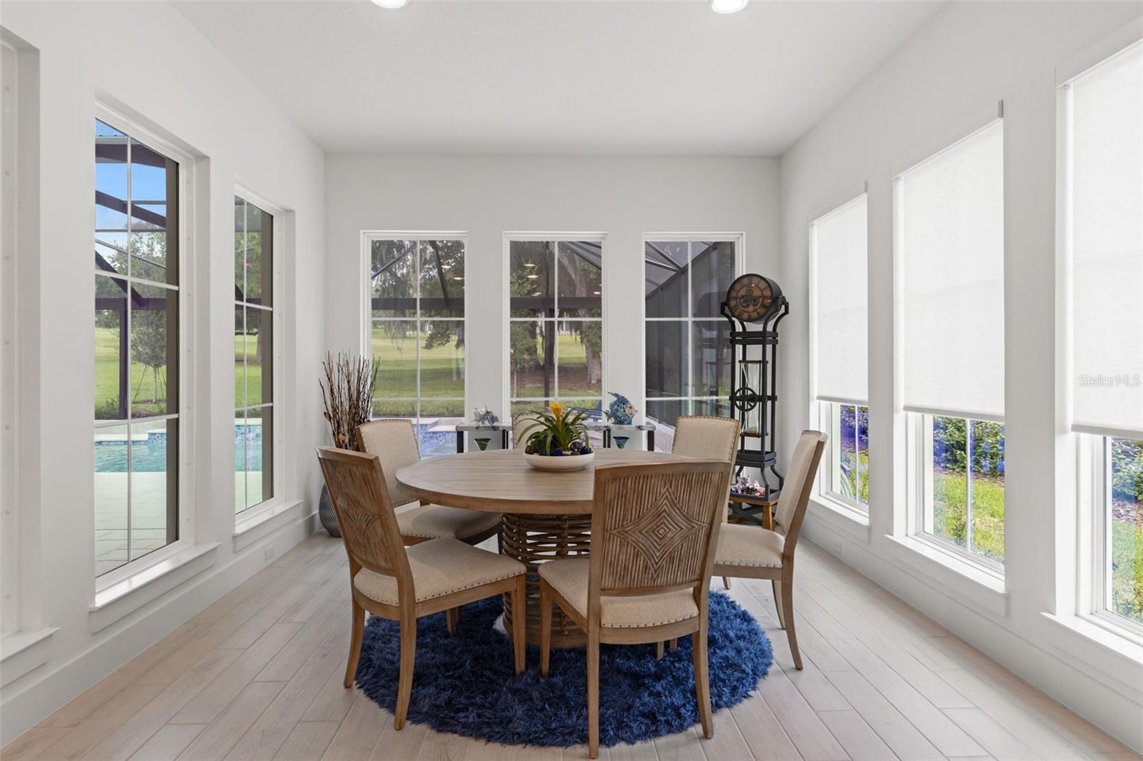 4552 SOUTHERN VALLEY LOOP