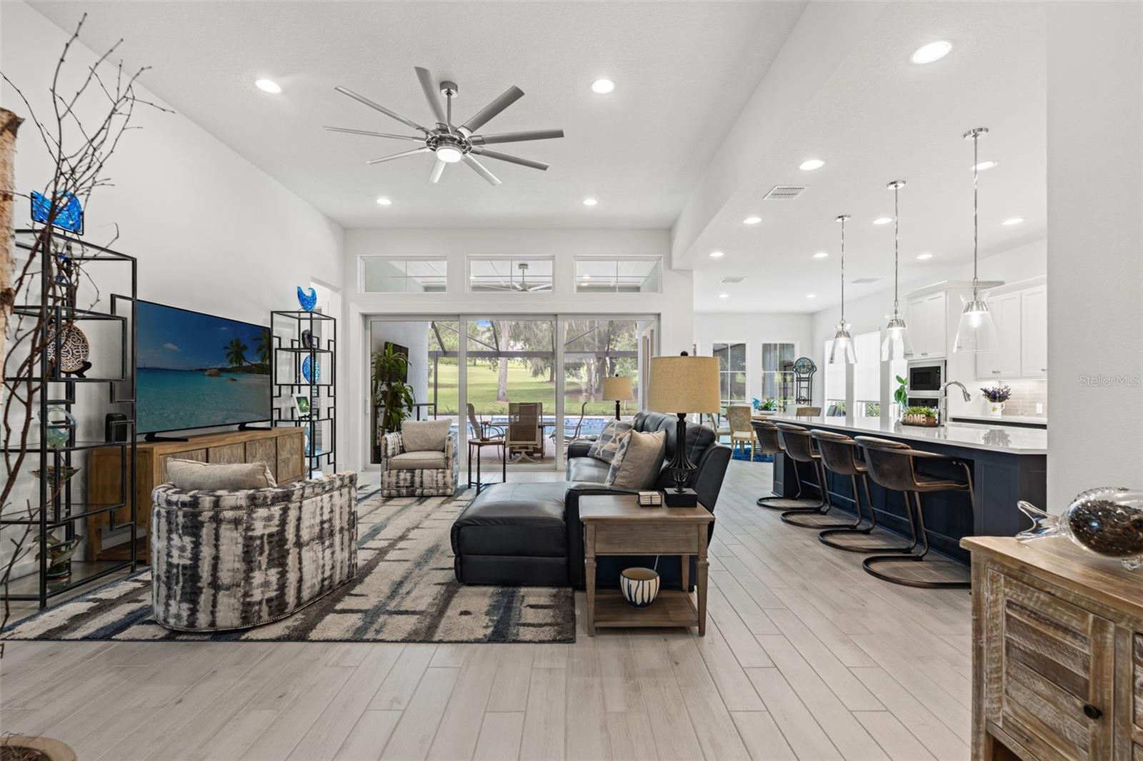 4552 SOUTHERN VALLEY LOOP