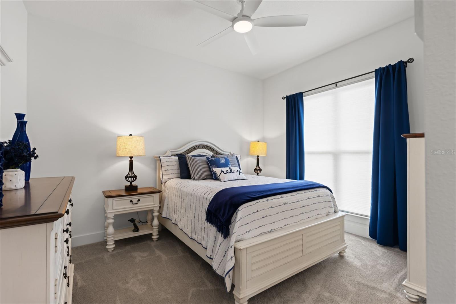 4552 SOUTHERN VALLEY LOOP