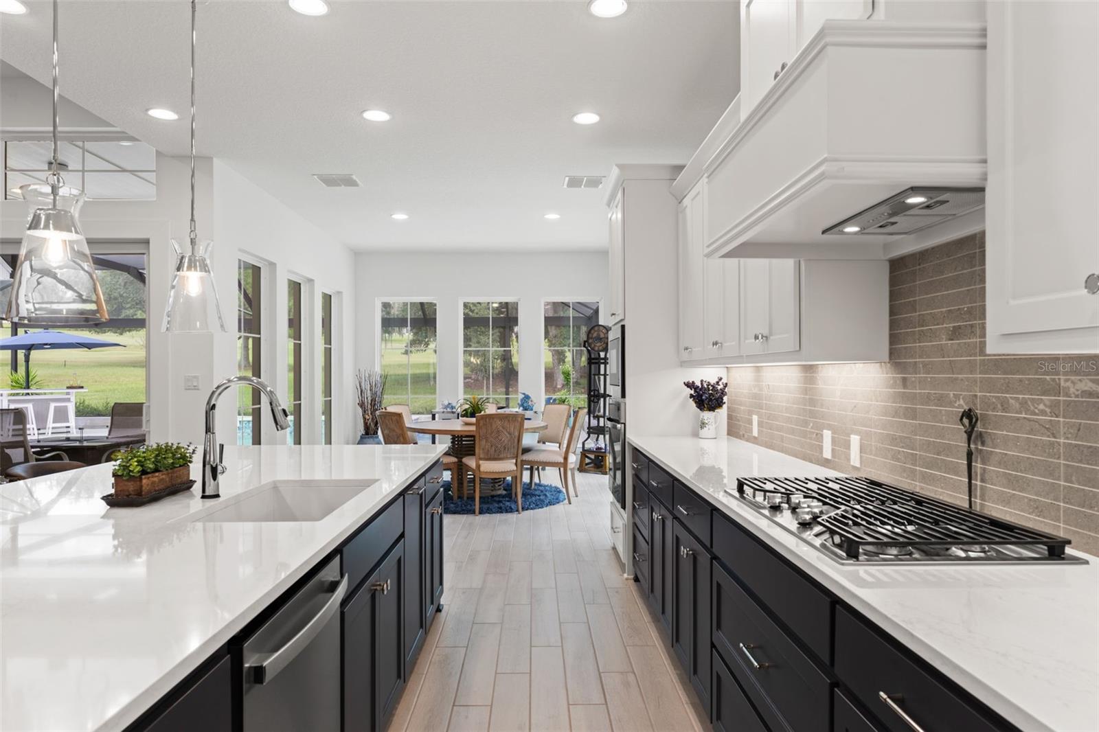 4552 SOUTHERN VALLEY LOOP