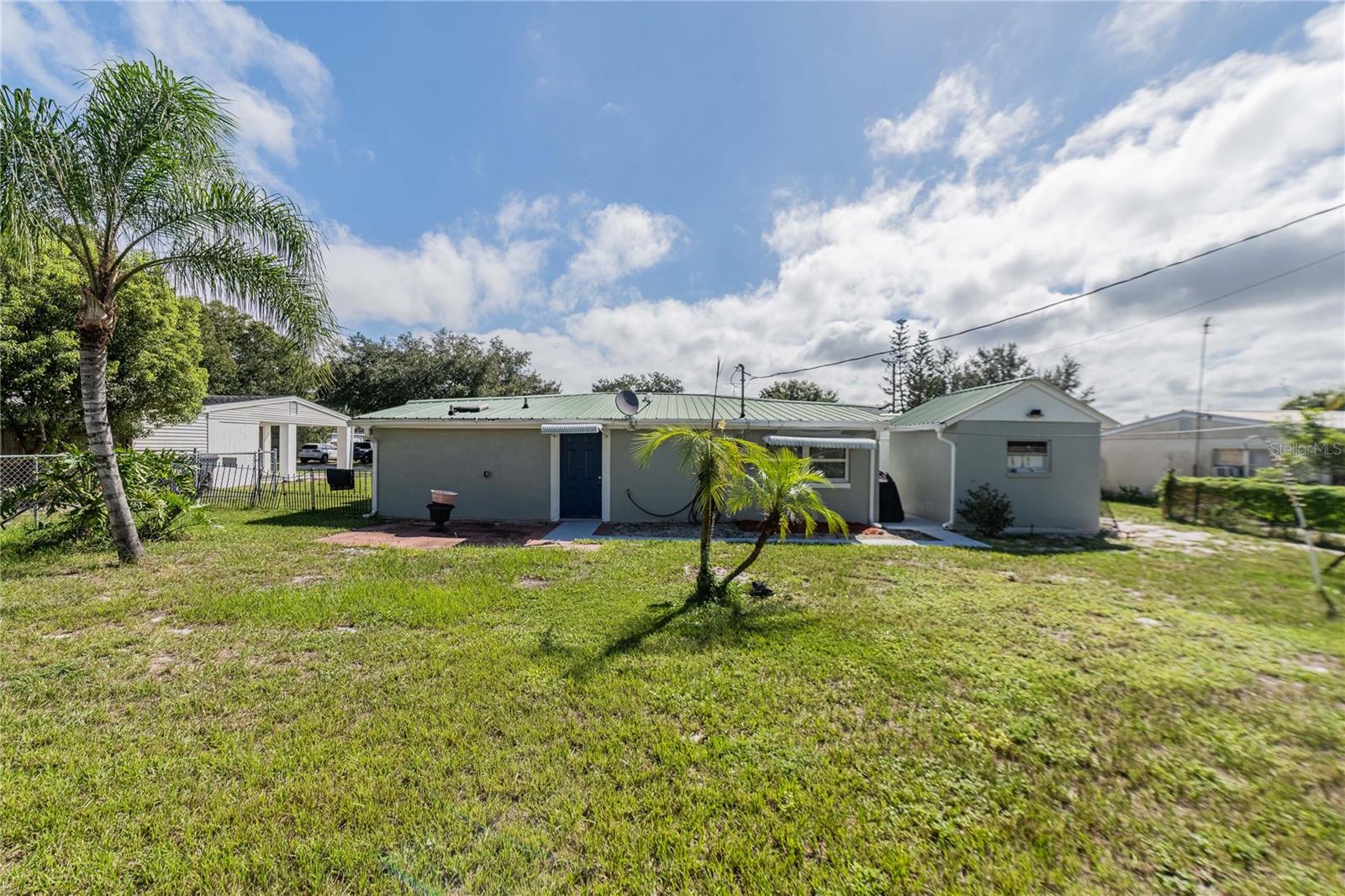 506 THOMAS AVE