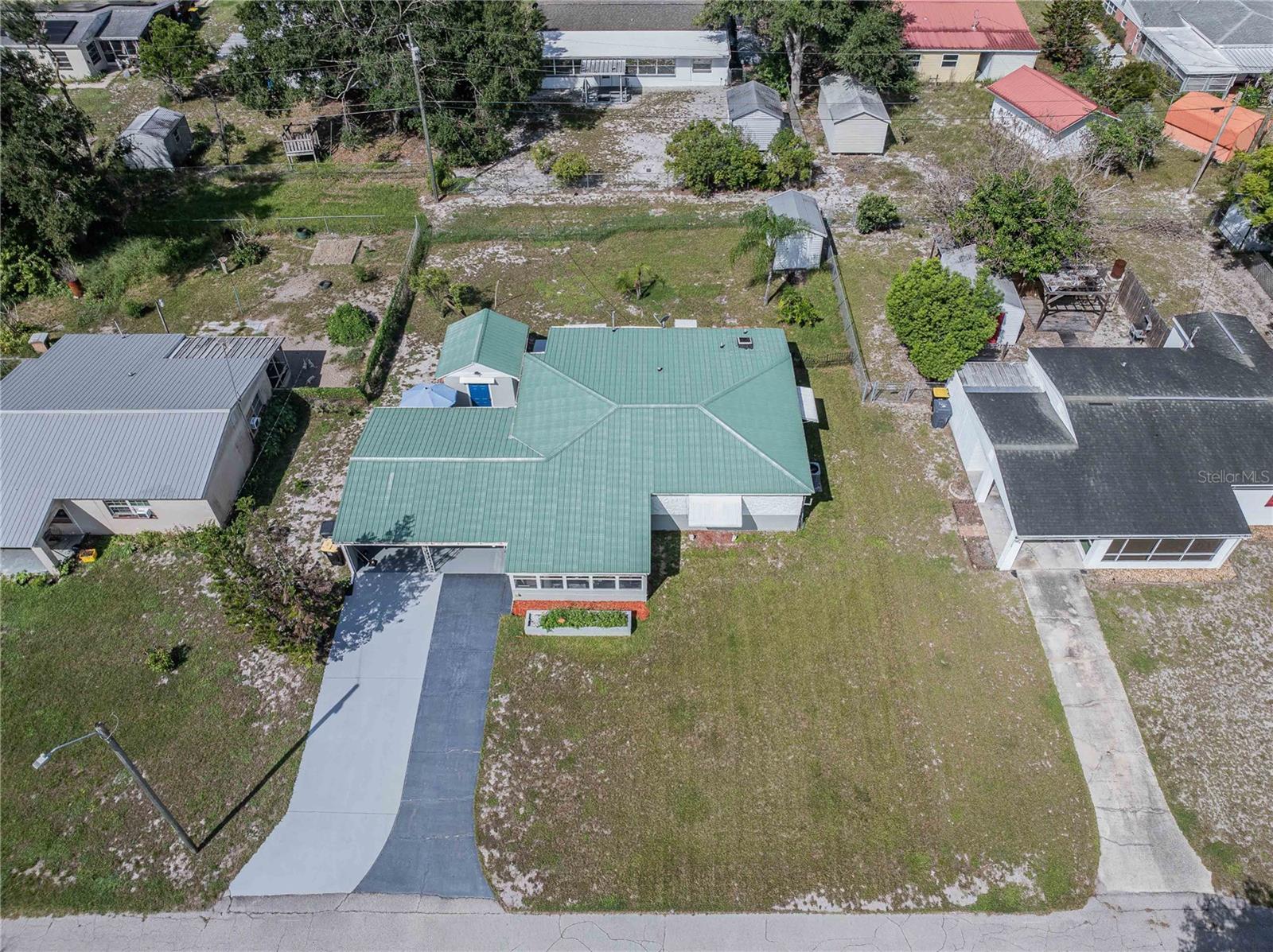 506 THOMAS AVE