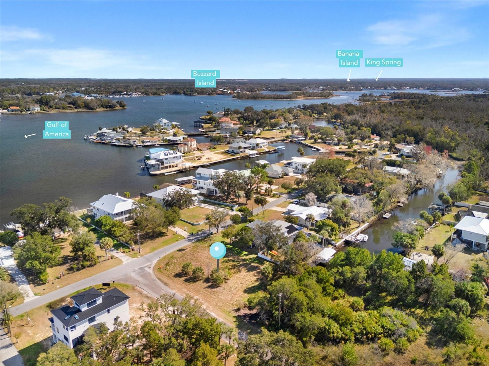 2262 N WATERSEDGE DR