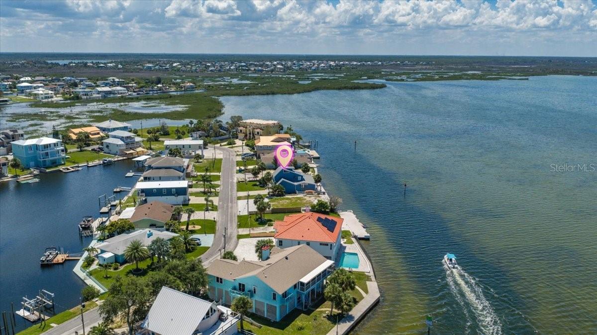 3200 GULF WINDS CIR
