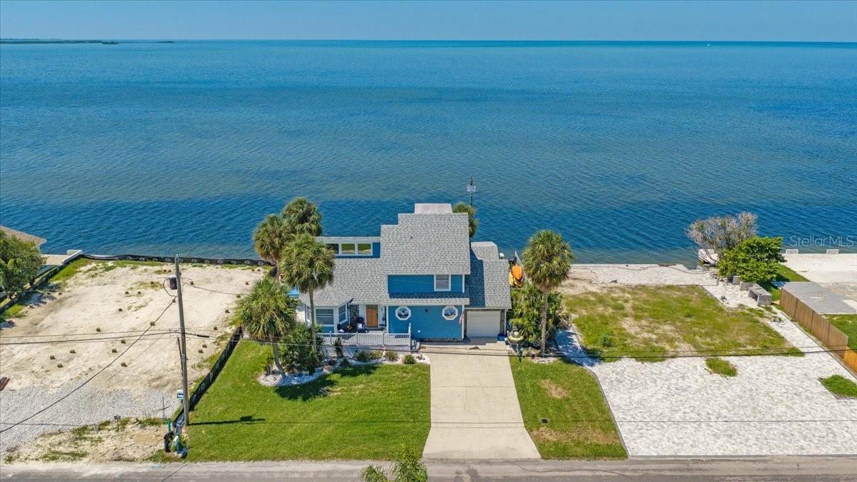 3200 GULF WINDS CIR