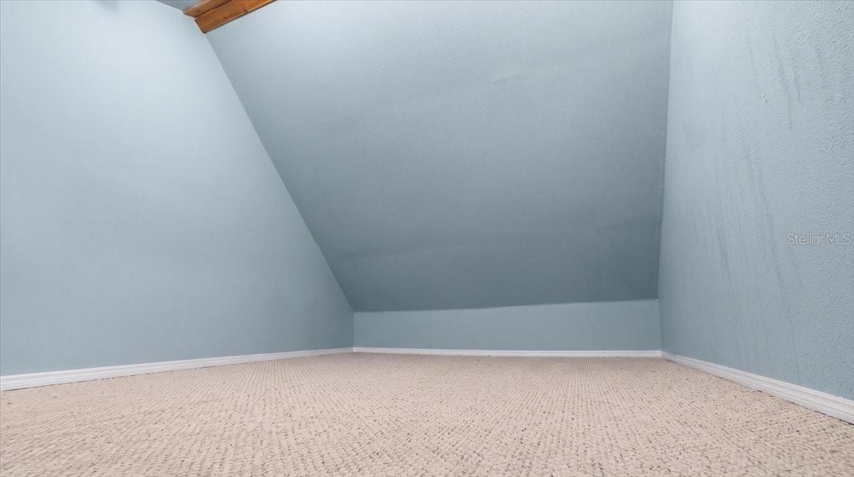 3200 GULF WINDS CIR