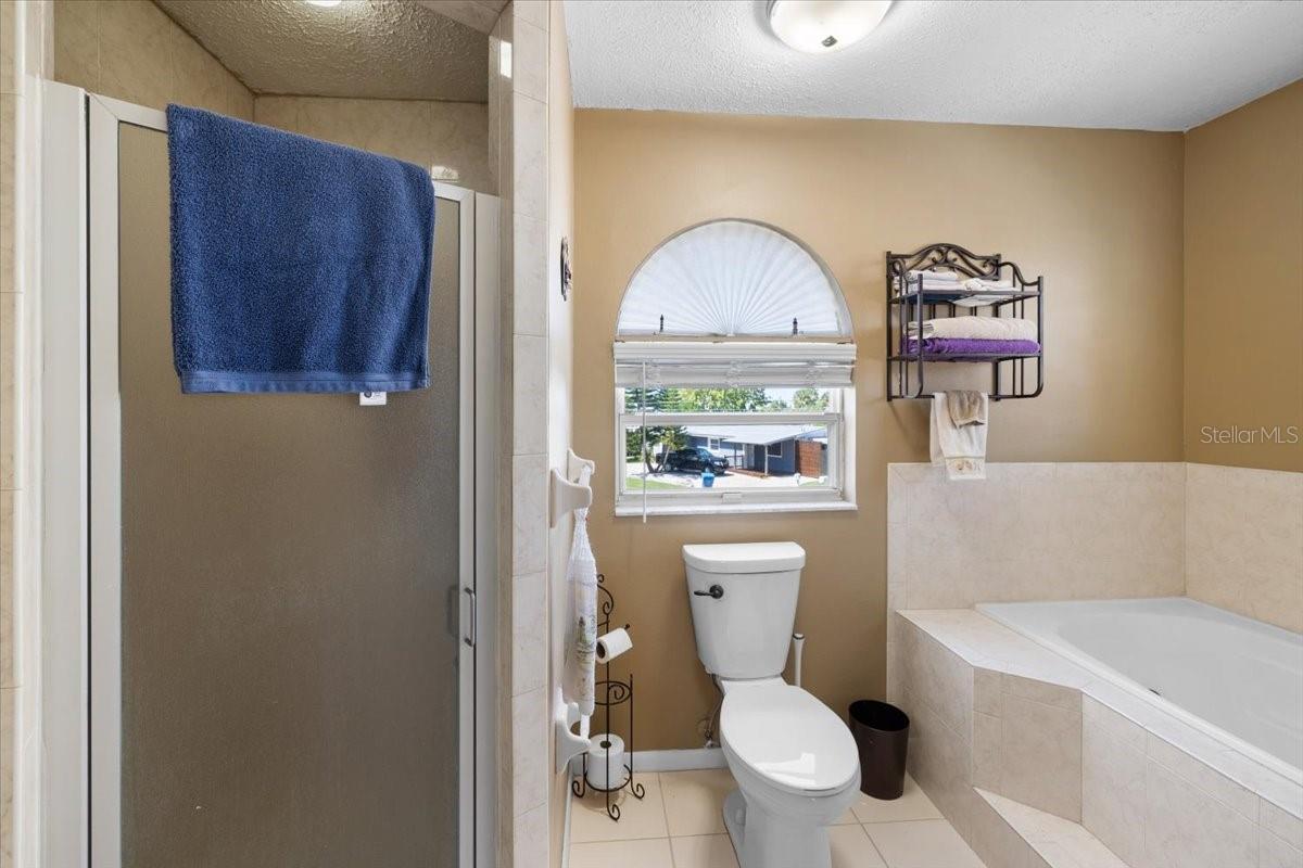4514 NEPTUNE DR