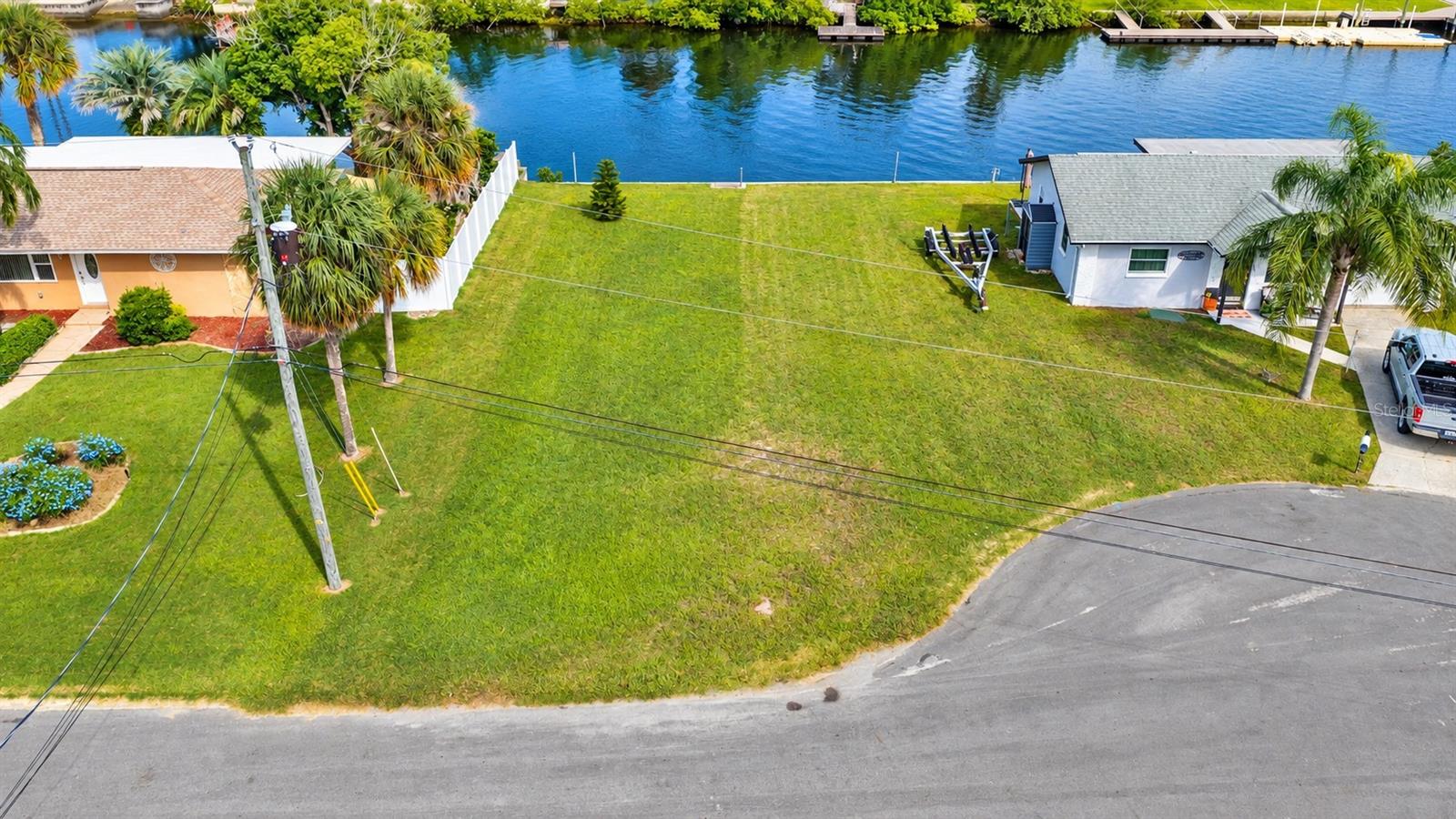 4367 4TH ISLE DR